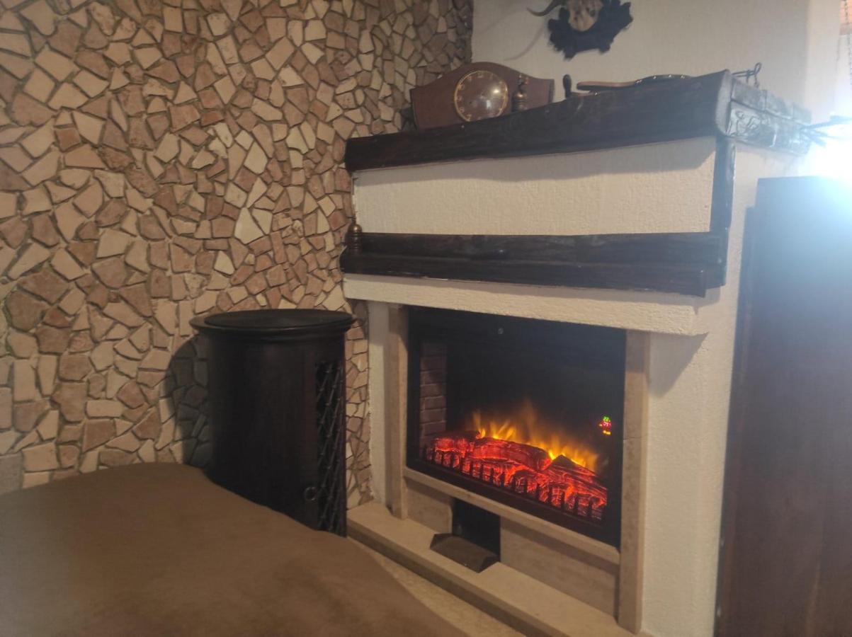 Apartment Maltar Lic Екстер'єр фото
